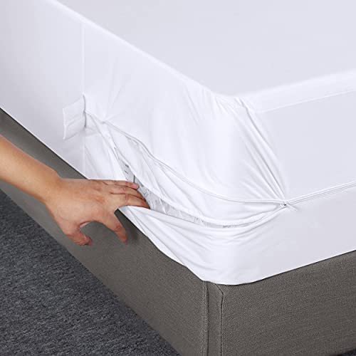 Utopia Bedding Zippered Mattress Encasement Queen - 100% Waterproof and Bed Bug Proof Mattress Protector - Absorbent, Six-Sided Mattress Cover - Image 4
